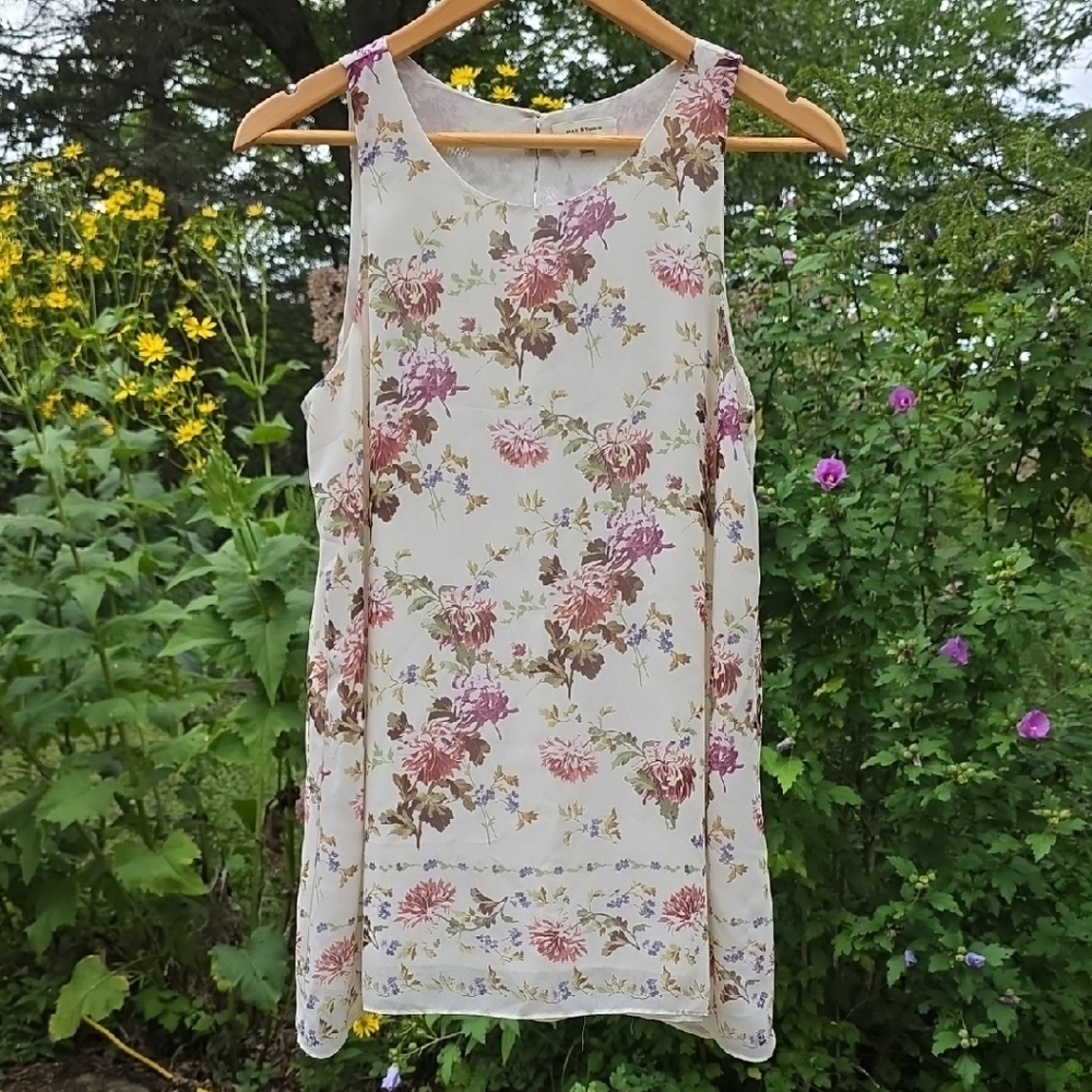 Max Studio Floral Sleeveless Top - Cream and Purple